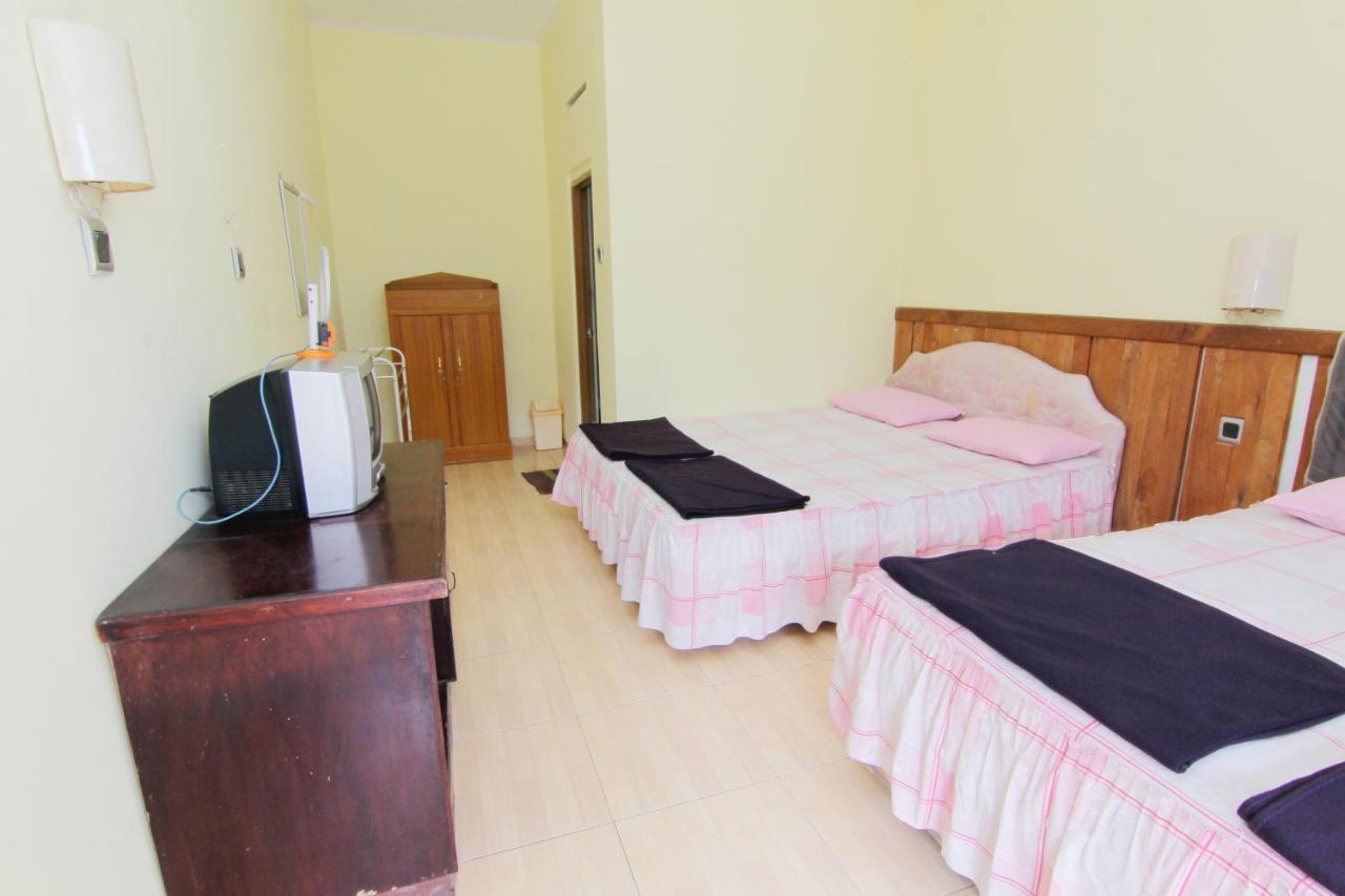 Hotel Wijaya 3 Kaliurang Kültér fotó